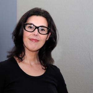 Lisa Peyton Presents 'Be a Social Media Super Hero' to Portland Female Executives